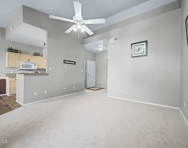 9600 N 96th Street - Photo Thumbnail 10