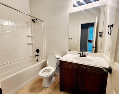 2200 Shannon Drive - Photo Thumbnail 23