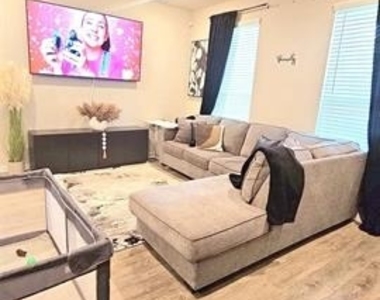 2860 Appaloosa Lane - Photo Thumbnail 6