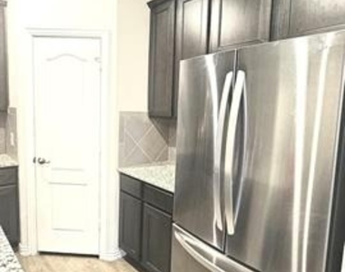 2860 Appaloosa Lane - Photo Thumbnail 4