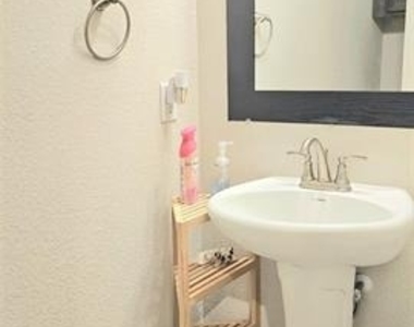2860 Appaloosa Lane - Photo Thumbnail 10