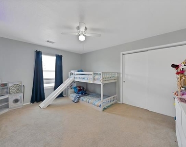 2827 Grandview Drive - Photo Thumbnail 33