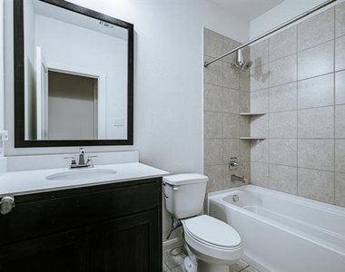7827 Piedmont Avenue - Photo Thumbnail 17