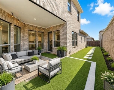 7827 Piedmont Avenue - Photo Thumbnail 22