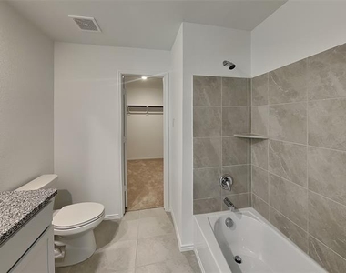 9809 Papillion Way - Photo Thumbnail 7