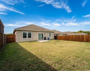 746 Wilshire Drive - Photo Thumbnail 22