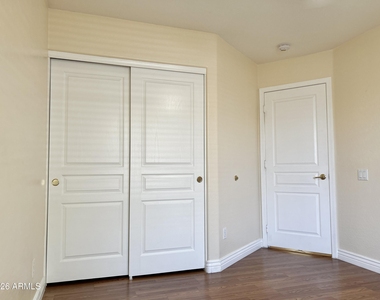 3863 E Linda Court - Photo Thumbnail 17
