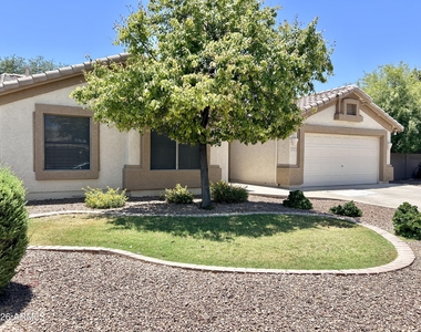 3863 E Linda Court - Photo Thumbnail 2