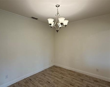 2808 Pronghorn Drive - Photo Thumbnail 5