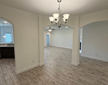 2808 Pronghorn Drive - Photo Thumbnail 4