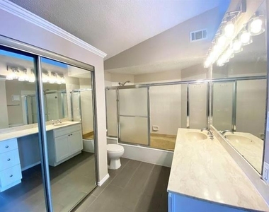 3101 Townbluff Drive - Photo Thumbnail 10