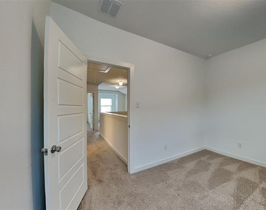 4117 Beasley Drive - Photo Thumbnail 11