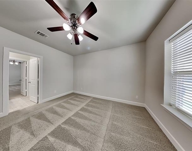 13660 Diamond Grove Lane - Photo Thumbnail 13