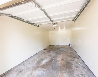 2627 Tealford Drive - Photo Thumbnail 19