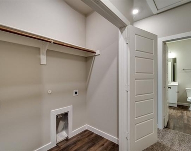 629 Wheatfield Drive - Photo Thumbnail 5