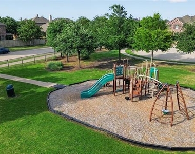 400 Trailside Drive - Photo Thumbnail 37