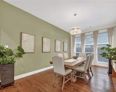 400 Trailside Drive - Photo Thumbnail 15