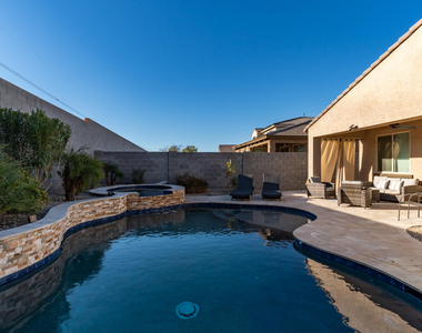 10793 S 174th Avenue - Photo Thumbnail 1