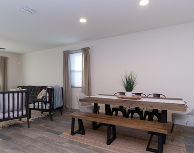 10793 S 174th Avenue - Photo Thumbnail 8