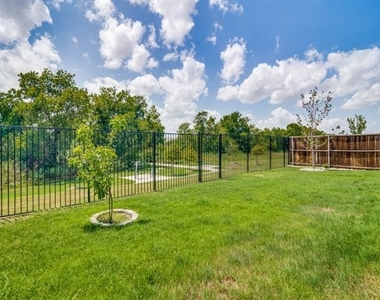 763 Philadelphia Street - Photo Thumbnail 26