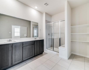 763 Philadelphia Street - Photo Thumbnail 21