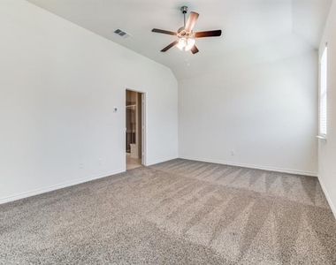 763 Philadelphia Street - Photo Thumbnail 20
