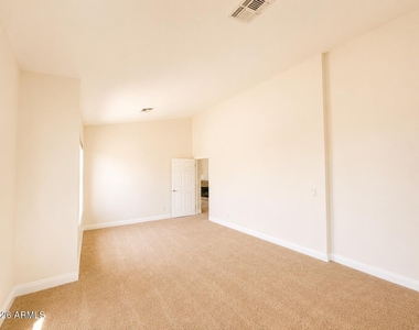 31003 N 44th Place - Photo Thumbnail 1