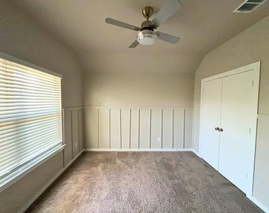 2508 Shakopee Street - Photo Thumbnail 15