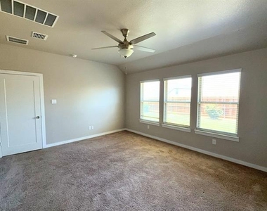 2508 Shakopee Street - Photo Thumbnail 7