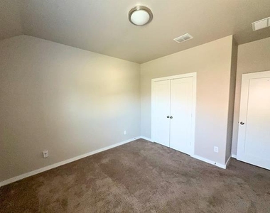 2508 Shakopee Street - Photo Thumbnail 19
