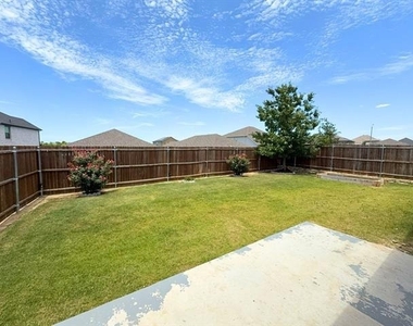 2508 Shakopee Street - Photo Thumbnail 22
