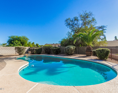 5639 E Thunderbird Road - Photo Thumbnail 22