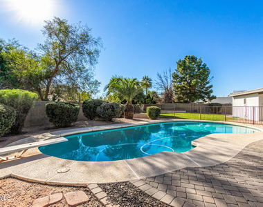 5639 E Thunderbird Road - Photo Thumbnail 20