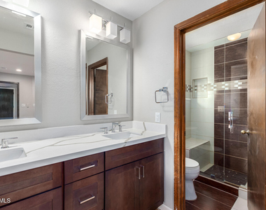 5639 E Thunderbird Road - Photo Thumbnail 9