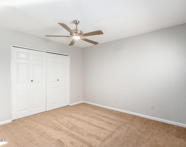5639 E Thunderbird Road - Photo Thumbnail 14