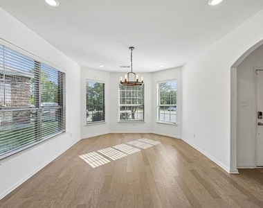 1613 Weathervane Way - Photo Thumbnail 4