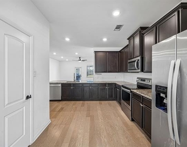 1613 Weathervane Way - Photo Thumbnail 5