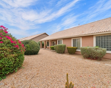 13364 W Wilshire Drive - Photo Thumbnail 41