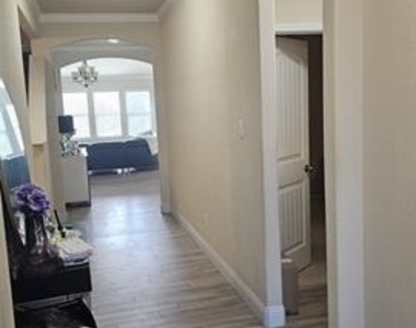 5113 Texana Drive - Photo Thumbnail 10