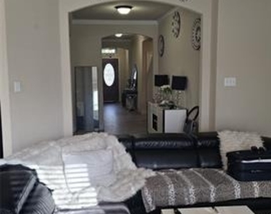 5113 Texana Drive - Photo Thumbnail 8