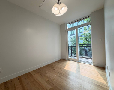 590 Bushwick Avenue - Photo Thumbnail 4