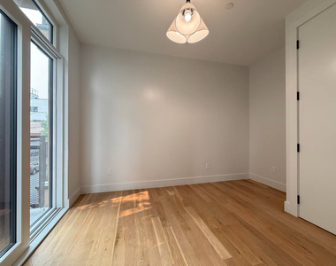 590 Bushwick Avenue - Photo Thumbnail 3