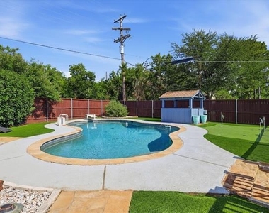 114 Stone Canyon Drive - Photo Thumbnail 29