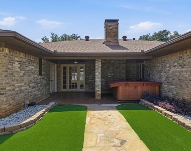 114 Stone Canyon Drive - Photo Thumbnail 28