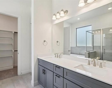 4432 Villa Drive - Photo Thumbnail 13