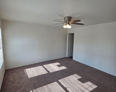 6412 S Mcallister Avenue - Photo Thumbnail 27