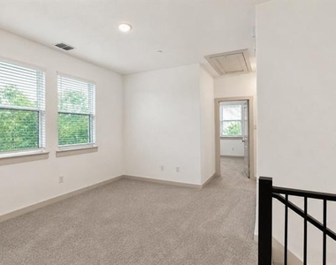 1751 Montgomery Drive - Photo Thumbnail 15