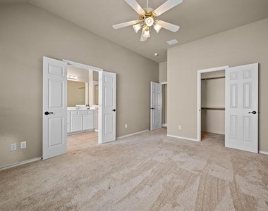 4617 Kingsway Lane - Photo Thumbnail 21