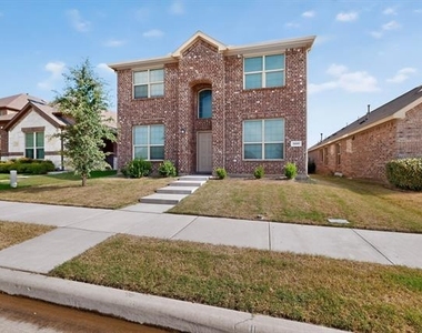2285 Obsidian Drive - Photo Thumbnail 2