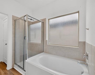 2285 Obsidian Drive - Photo Thumbnail 12